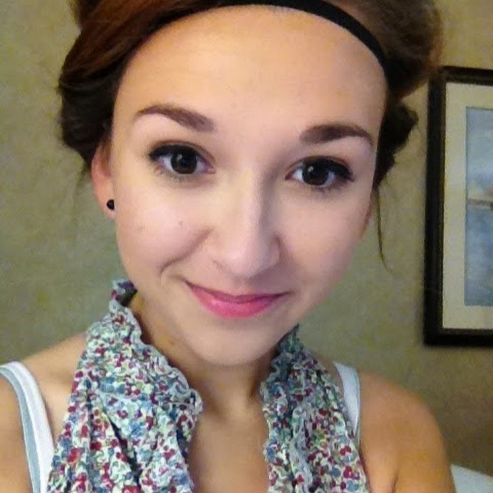 Meet your Posher, Adrianna